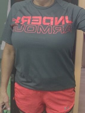 Under Armour Charcoal Short Sleeve Tee with Neon Coral Logo with Shorts to match